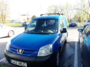 Peugeot Partner (3 фото из 9)