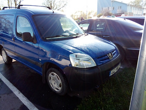 Peugeot Partner (2 фото из 9)
