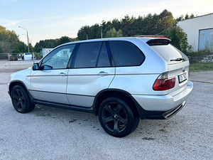 BMW x5 (2 foto / 6)