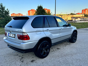 BMW x5 (5 foto / 6)