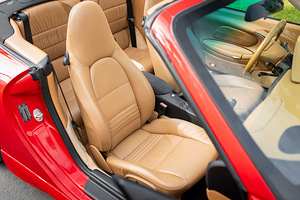 Porsche 911 Carrera Cabrio Aero Package 3.4 221kW (11 foto / 14)