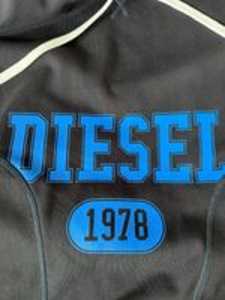 Diesel оригинальное новое оверсайз чёрное худи (6 фото из 8)