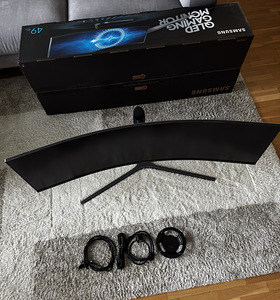 Mängurikuvar QLED Samsung Odyssey C49HG90DMU (1 foto / 8)