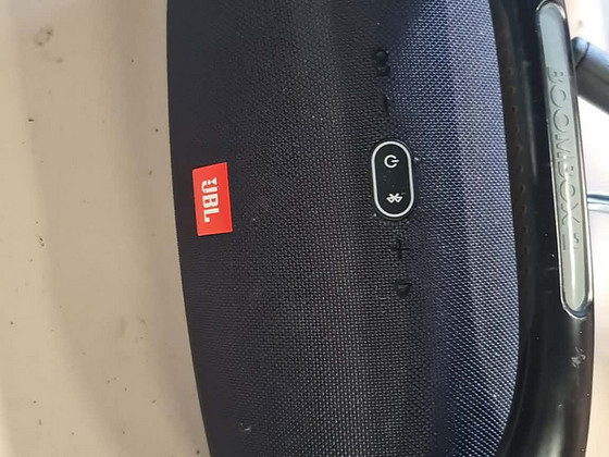 JBL Boombox 2