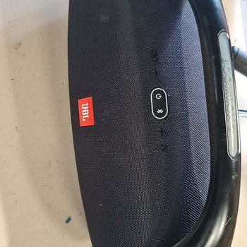JBL Boombox 2