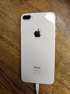 Apple IPhone 8 Plus (3 фото из 3)