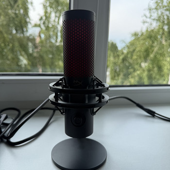 Микрофон QuadCast 2