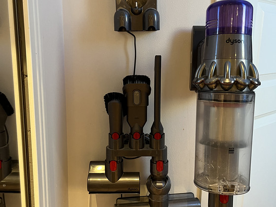 Dyson 11 absolute extra