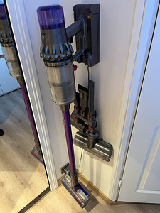 Dyson 11 absolute extra (3 фото из 6)