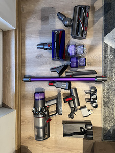 Dyson 11 absolute extra (4 фото из 6)