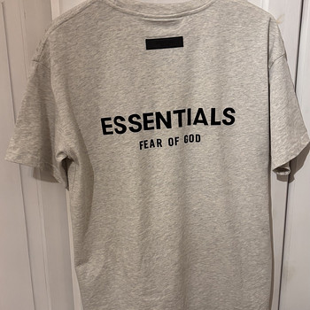 Футболка Essentials