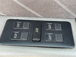 Audi A6 C4 (9 foto / 12)