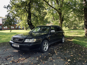 Audi A6 C4 (2 foto / 12)