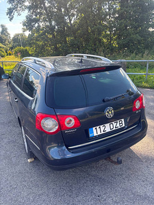 Vw Passat B6 (1 фото из 3)