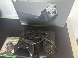 Xbox one x (1 фото из 1)