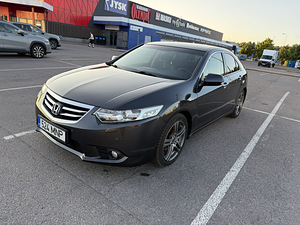 Honda Accord 8 (1 foto / 11)