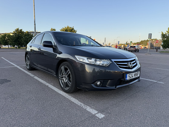 Honda Accord 8