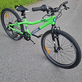 24" велосипед Classic Team24
