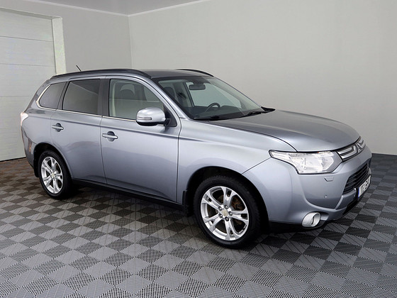 Mitsubishi Outlander Luxury ATM 2.0 110kW