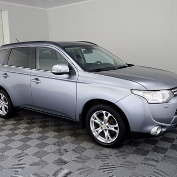 Mitsubishi Outlander Luxury ATM 2.0 110kW