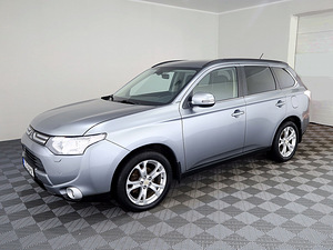 Mitsubishi Outlander Luxury ATM 2.0 110kW (2 foto / 9)