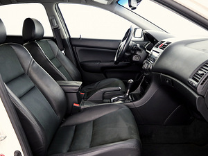 Honda Accord Luxury Facelift ATM 2.0 114kW (6 foto / 7)