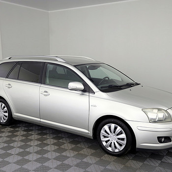 Toyota Avensis Linea Sol Facelift 2.2 D-CAT 130kW