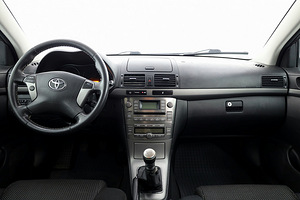 Toyota Avensis Linea Sol Facelift 2.2 D-CAT 130kW (5 foto / 9)