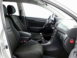 Toyota Avensis Linea Sol Facelift 2.2 D-CAT 130kW (6 foto / 9)
