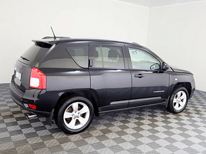 Jeep Compass Comfort Facelift ATM 2.4 125kW (3 foto / 7)