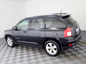 Jeep Compass Comfort Facelift ATM 2.4 125kW (4 foto / 7)