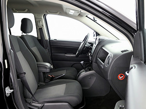 Jeep Compass Comfort Facelift ATM 2.4 125kW (6 foto / 7)