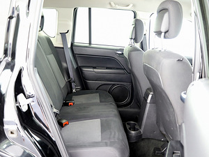 Jeep Compass Comfort Facelift ATM 2.4 125kW (7 foto / 7)