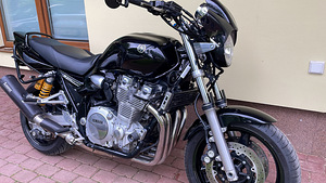 Yamaha xjr 1300 (2 foto / 5)