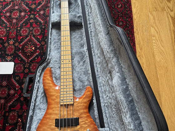 Yamaha BBN5A 5-string bass made in japan