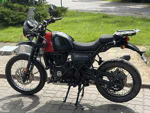 Royal Enfield Himalayan 411 (2 фото из 3)