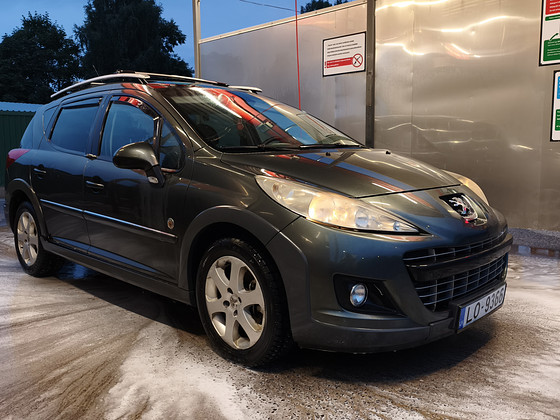 PEUGEOT 207
