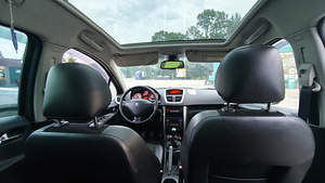 PEUGEOT 207 (4 фото из 6)
