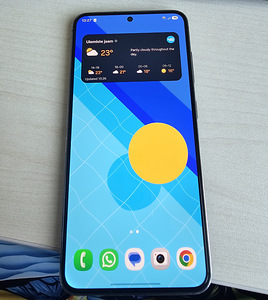 Samsung Galaxy S23 (1 фото из 3)