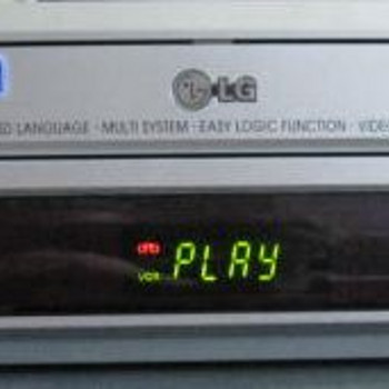 6-головочный видеомагнитофон LG L299 с Hi-Fi звуком