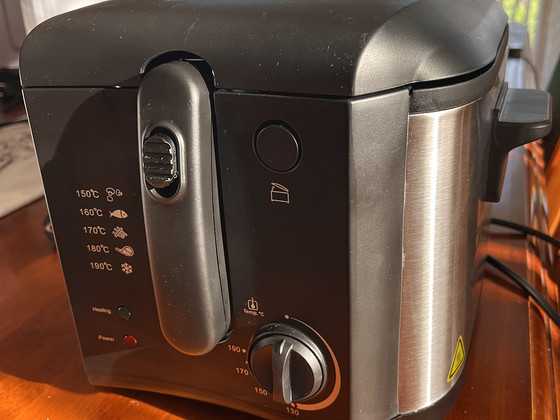 Clatronic FR 3649 roostevabast terasest fritüür 2,5 L