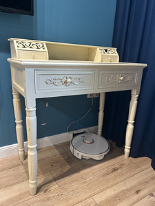 Vintage valge lauake (1 foto / 5)