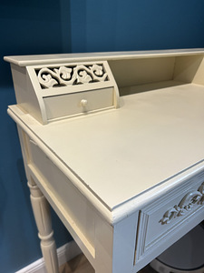 Vintage valge lauake (3 foto / 5)