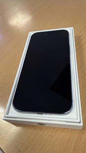 Apple iPhone 17 AIR 256Gb Sky Blue v heas korras (2 foto / 3)