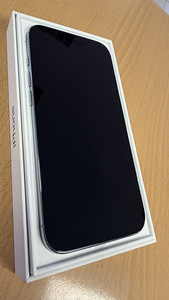 Apple iPhone 17 AIR 256Gb Sky Blue v heas korras (3 foto / 3)