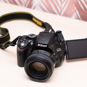 Nikon D5100 + AF-S NIKKOR 50mm f/1.4G