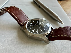 Hamilton Khaki Field Auto 42 (2 фото из 3)