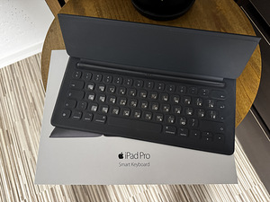Apple iPad Pro (12,9 дюйма, 2015), Space Gray, 32GB, WiFi (3 фото из 5)