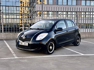 Toyota Yaris 1.3 Automaat (1 foto / 7)