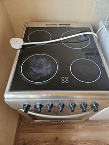 Elektripliit koos ahjuga Beko (1 foto / 3)
